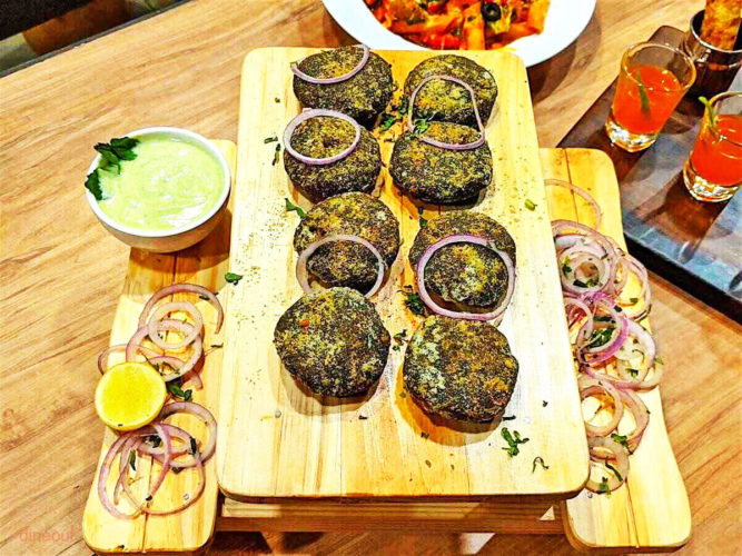 Best Vegetarian Restaurants in Ahmedabad