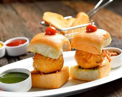 Cafe Delhi Heights | Best party restaurants in Chandigarh