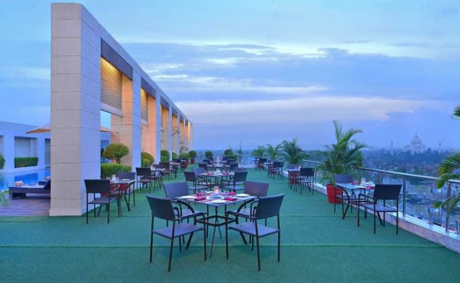 Wonder Terrace Kitchen Bar | Best Restaurants in Agra | GIRF 2021