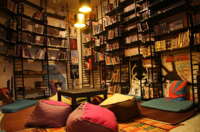 book cafe in Mumbai